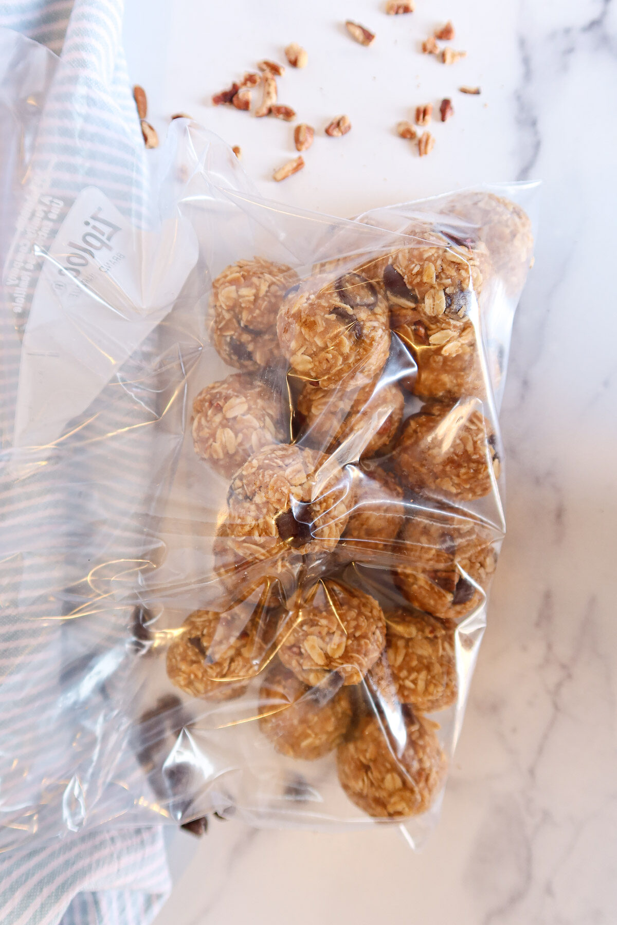 No bake peanut butter oatmeal balls in a large Ziploc bag.