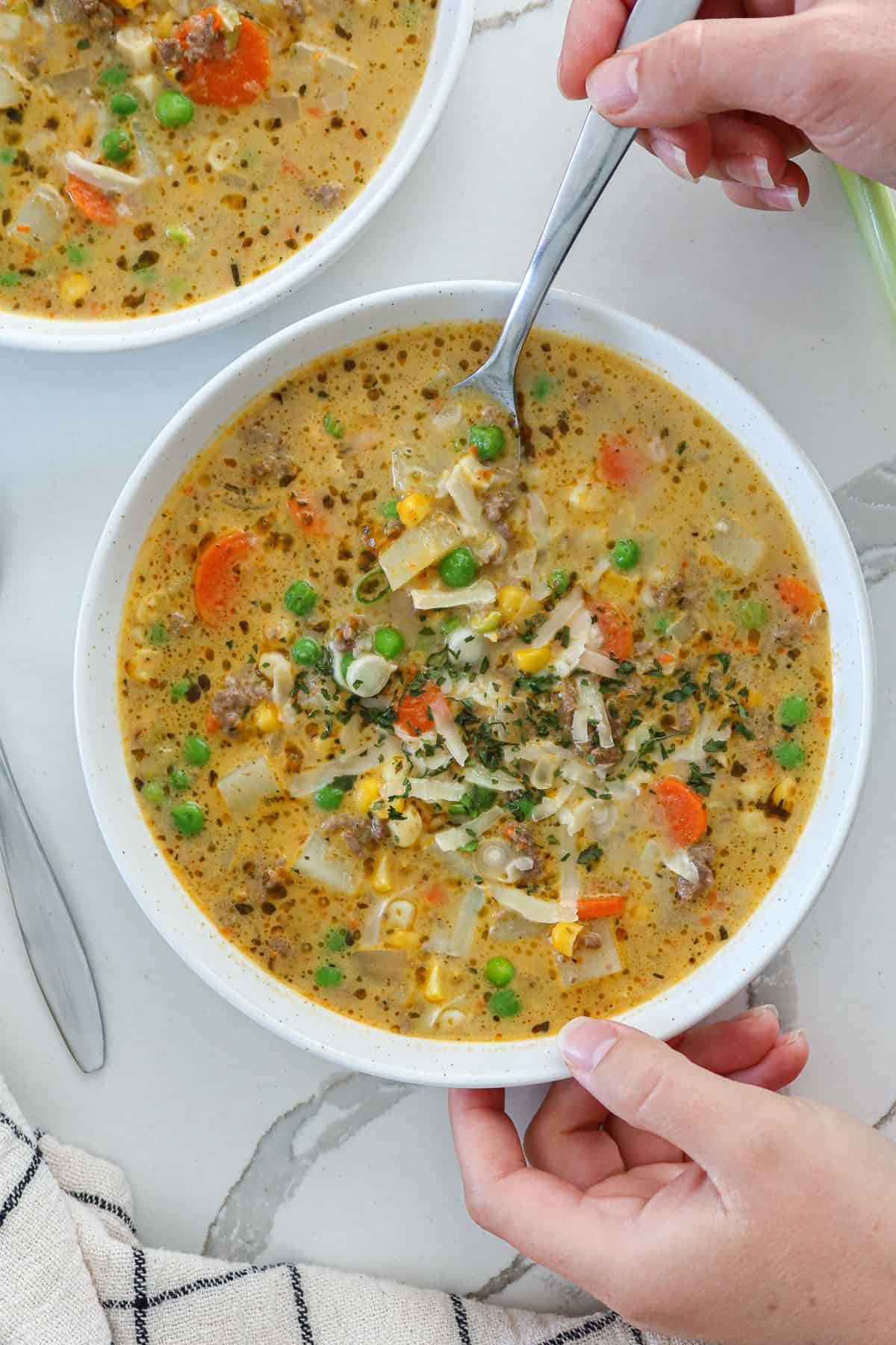 Hamburger Potato Soup (Delicious & Easy)!