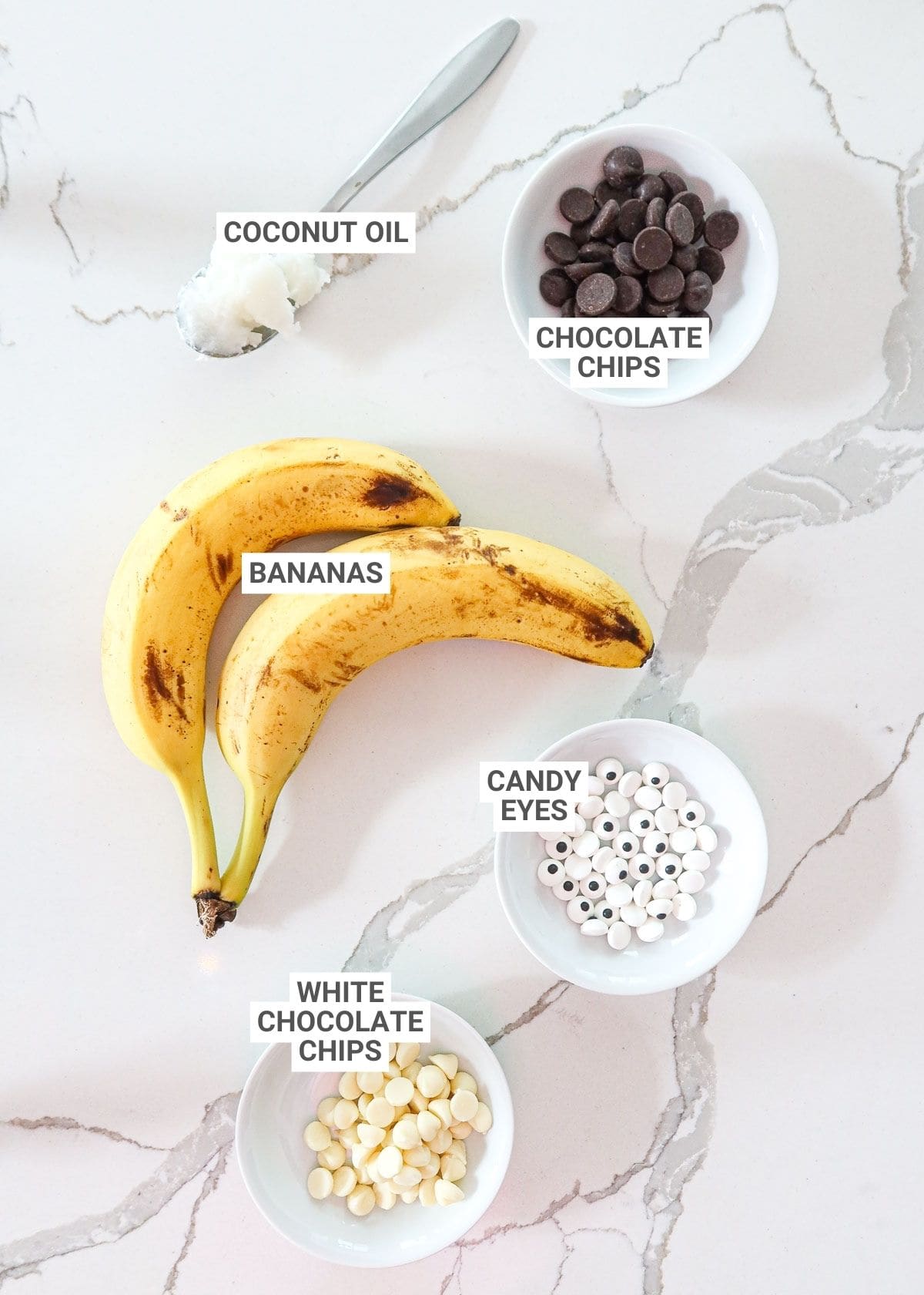 Ingredients for banana mummies with text overlay labels.