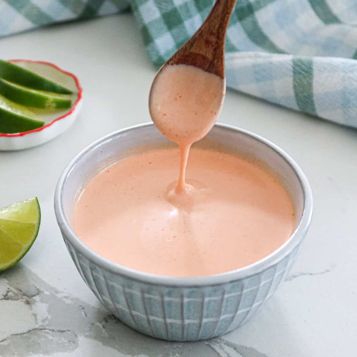 Sriracha aioli in a small serving bowl.